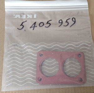 Accelerator rod between relay lever and carb. with two ball pin sockets part no 5405928 - Used