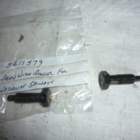 Screw with dowel for satellite spindle