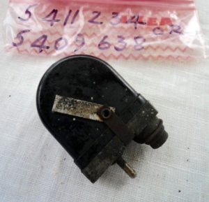 Pressure switch on brake pedal gear or may be pressure switch for ventilation fan control part no 5409638