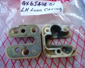 Left hand lock casing