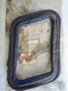 Bonnet grill joint / gasket