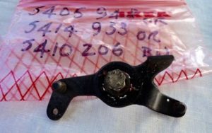 Accelerator control relay lever may be part nos. 5415933 or 5410206BW - Used